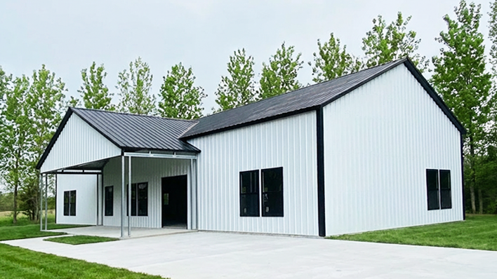 Custom hill country barndominium build by Arkansas Metal Structures